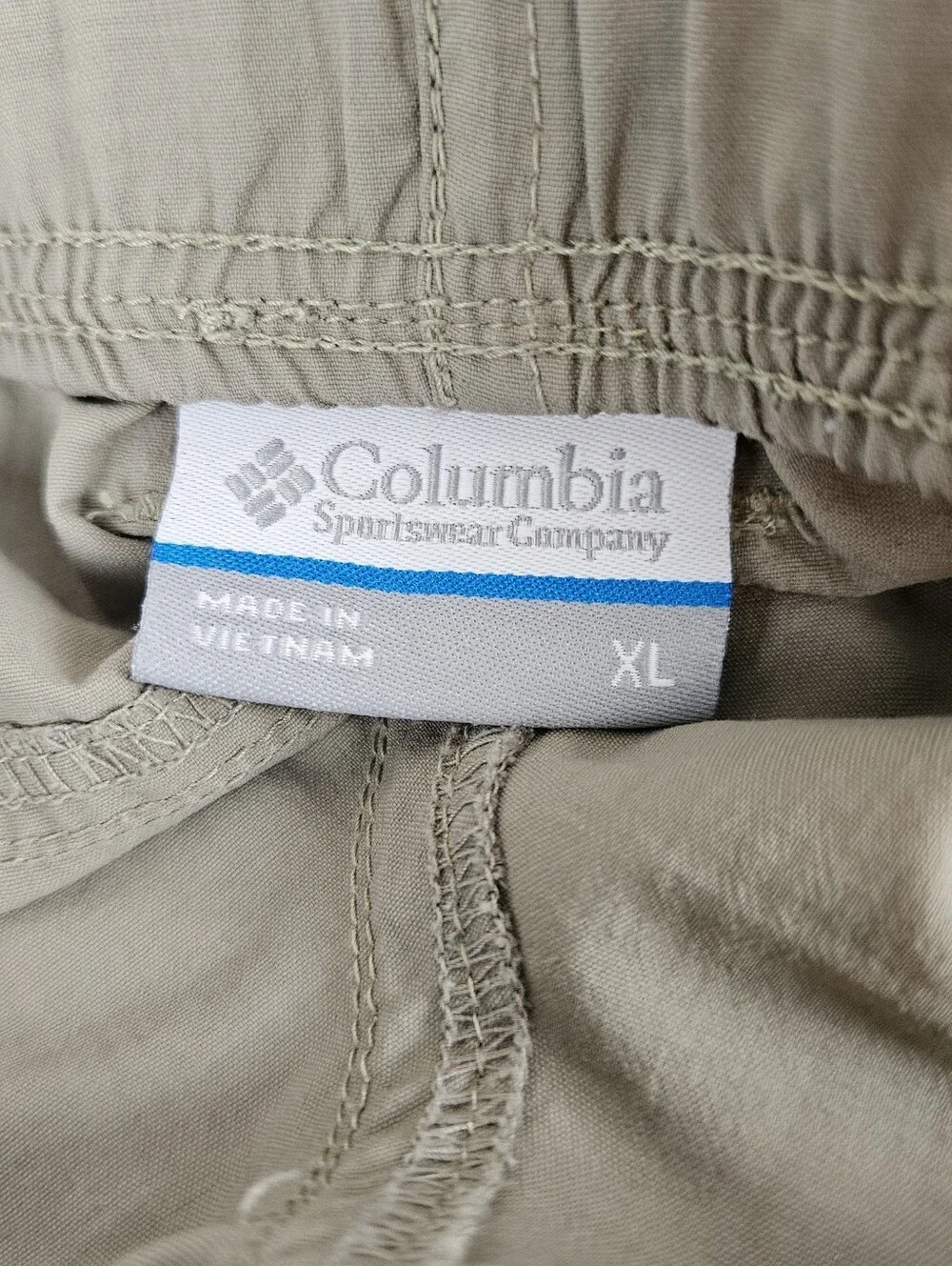 Columbia XL Khaki Shorts
